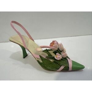 Raine Just The Right Shoe Treasured Tulip #25352 Vintage 2002